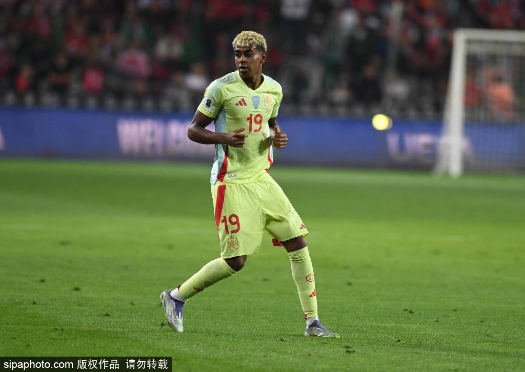曼城豪擲4億歐元追逐亞馬爾<strong></p>
<p>西鳳酒
</strong>，貝林厄姆或?qū)⒏鎰e皇馬！:西鳳酒
