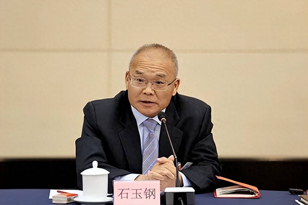 云南省委副書記石玉鋼，有新職:西鳳酒
