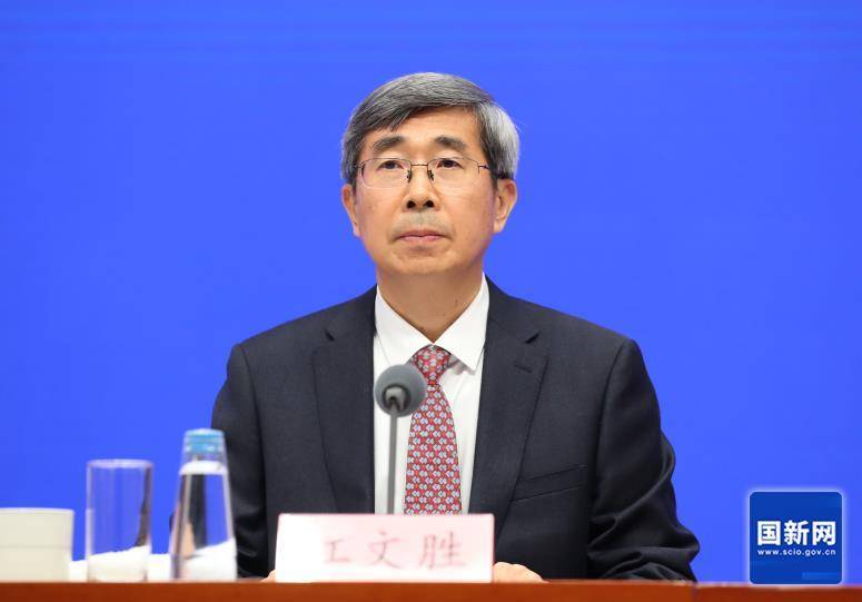 農(nóng)業(yè)農(nóng)村部副部長：在尊重農(nóng)民意愿基礎(chǔ)上<strong></p>
<p>西鳳酒
</strong>，對(duì)農(nóng)村宴席類別、桌數(shù)、菜品費(fèi)用等提出倡導(dǎo)性標(biāo)準(zhǔn):西鳳酒

