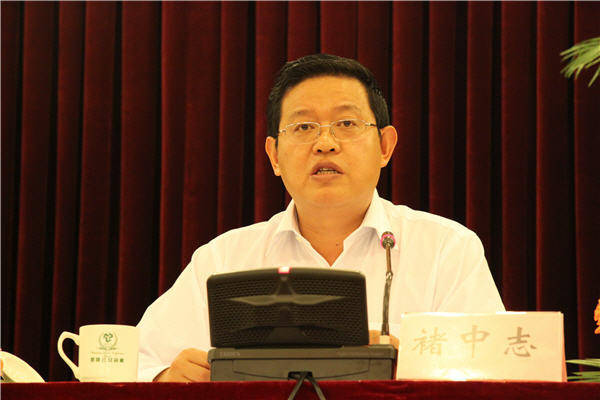10年前被判刑12年的大理市委原書記<strong></p>
<p>西鳳酒
</strong>，因涉嫌重大職務犯罪漏罪再被查:西鳳酒
