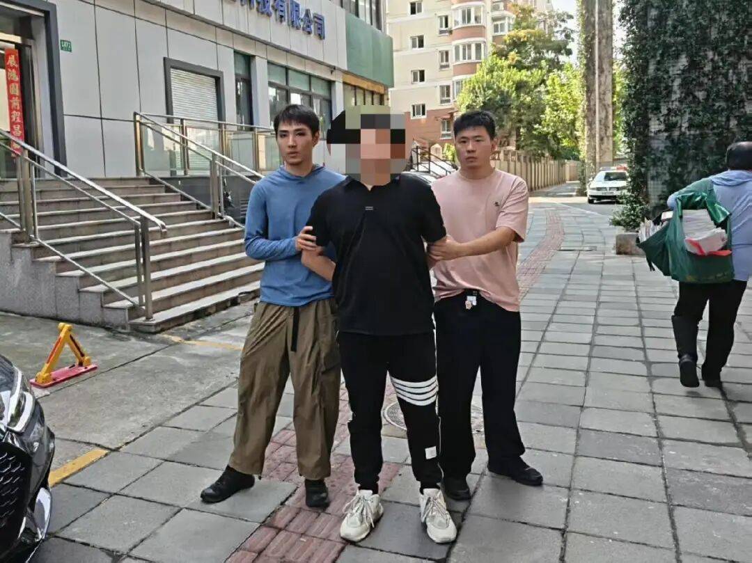 “我的微信名不叫這個<strong></p>
<p>西鳳酒
</strong>，太惡心了吧”！上海一對房東房客，被中介做局了:西鳳酒
