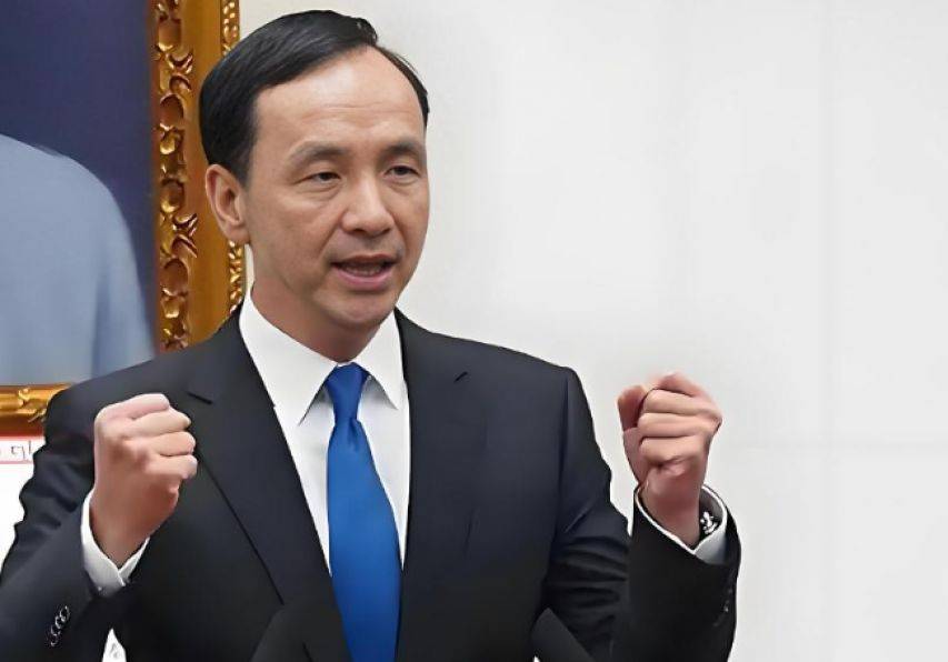 到底支持誰當(dāng)黨主席？最后關(guān)頭<strong></p>
<p>西鳳酒
</strong>，當(dāng)著鄭麗文的面，洪秀柱說出了自己的答案，信號(hào)不簡(jiǎn)單:西鳳酒
