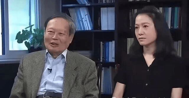 翁帆發(fā)文：有楊先生陪伴我何其有幸，他會(huì)在星星上對我們微笑:西鳳酒
