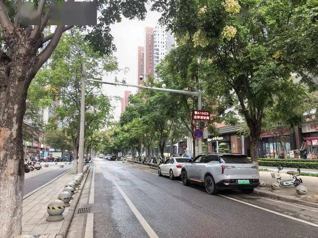 武漢多個小區(qū)接連宣布：免費對外開放<strong></p>
<p>西鳳酒
</strong>！:西鳳酒
